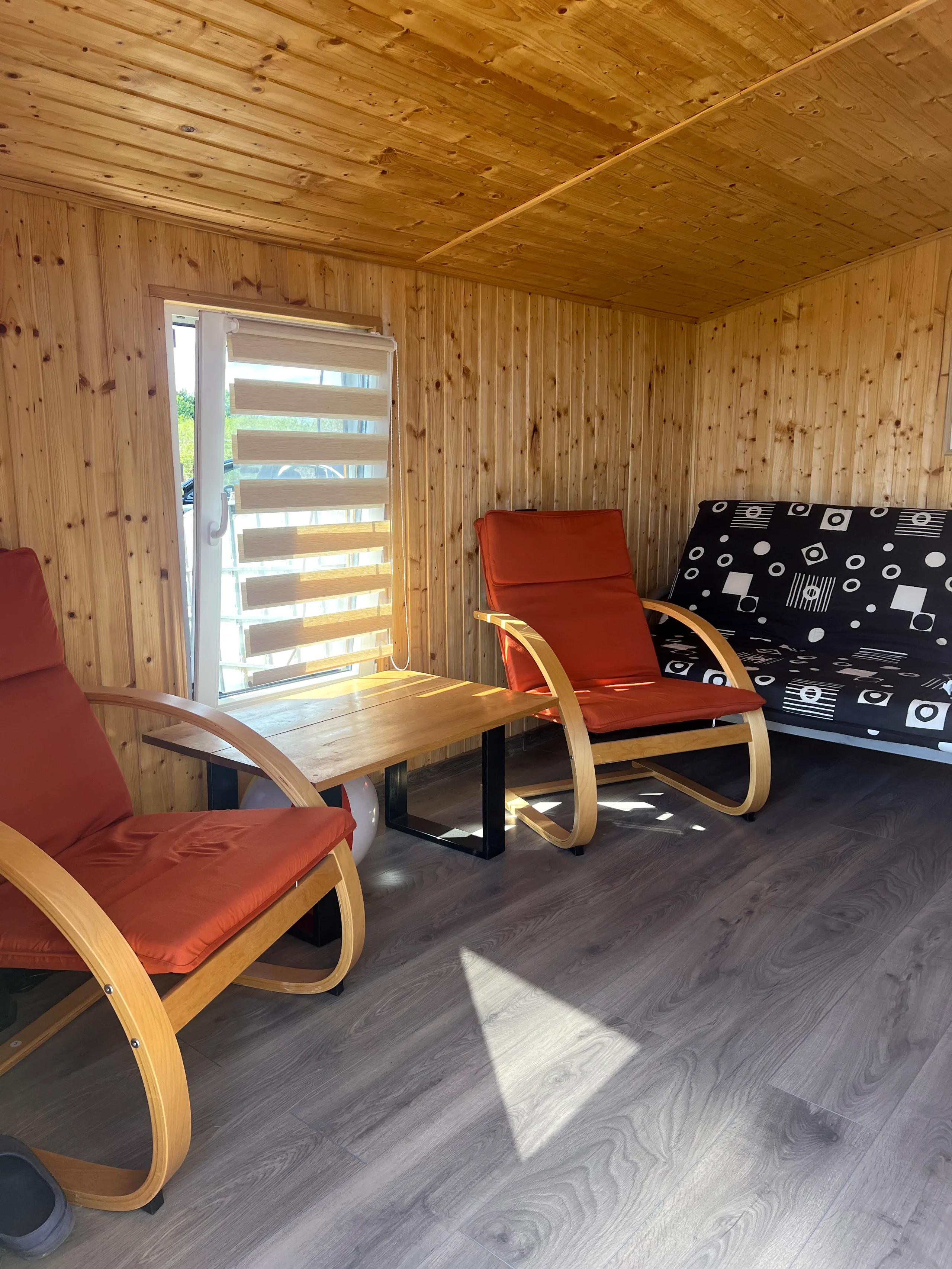 Living room with daylight